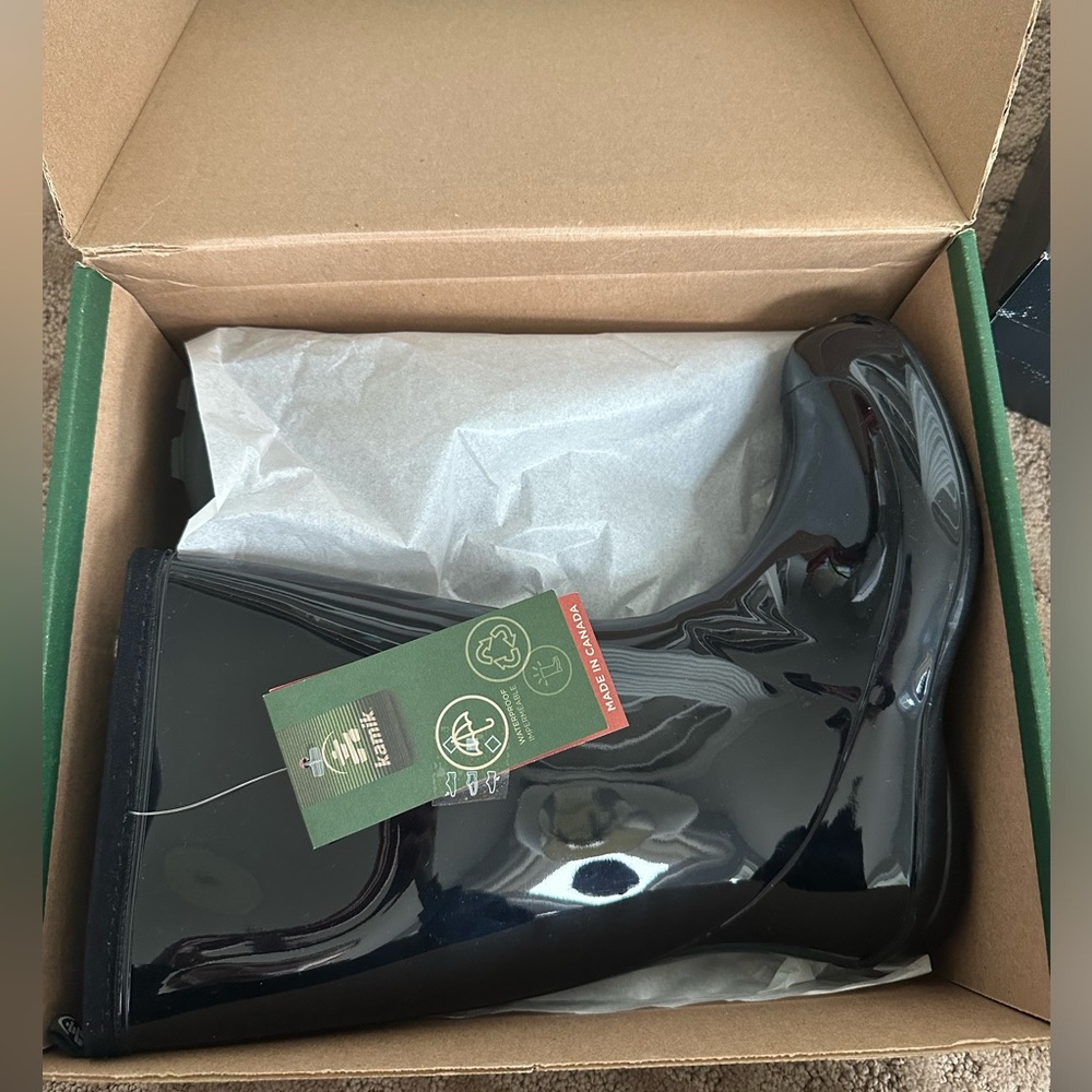 Kamik rain boots